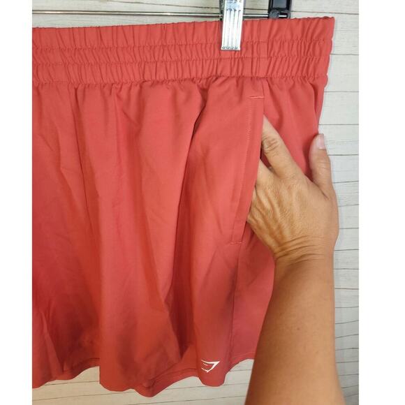 GYMSHARK ARRIVAL SHORTS IN RED, SZ XXL - Picture 3 of 11